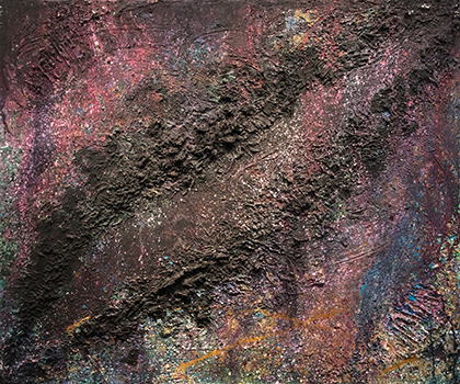 宇宙の中心に黒く巨大な隙間を表現したような、珪藻土で描かれた立体的な抽象画